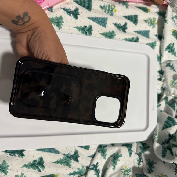 Loopy Case Tortoise Shell Phone Case 15 pro max righty - Picture 3 of 3